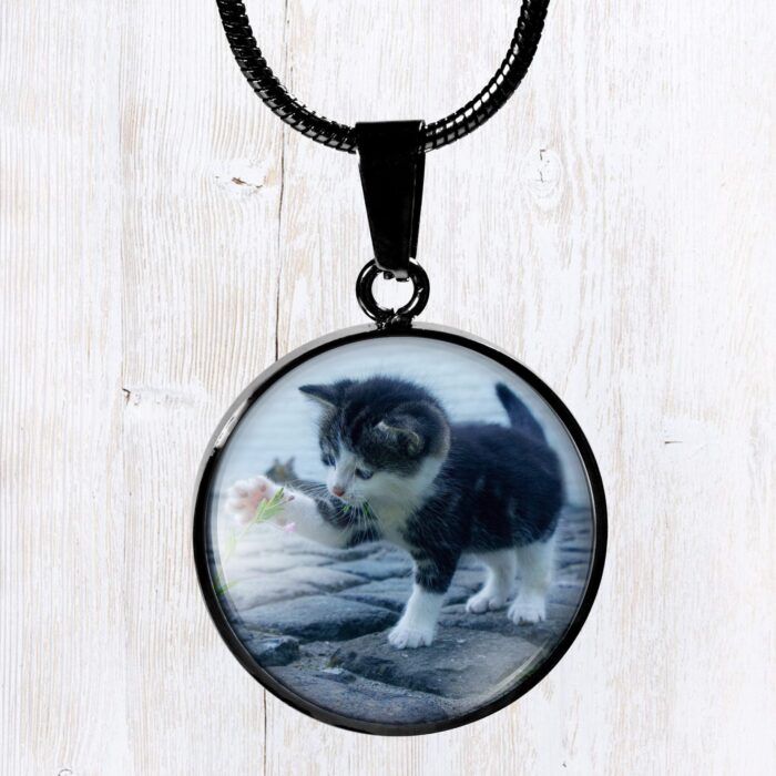 Black round stainless steel photo pendant necklace